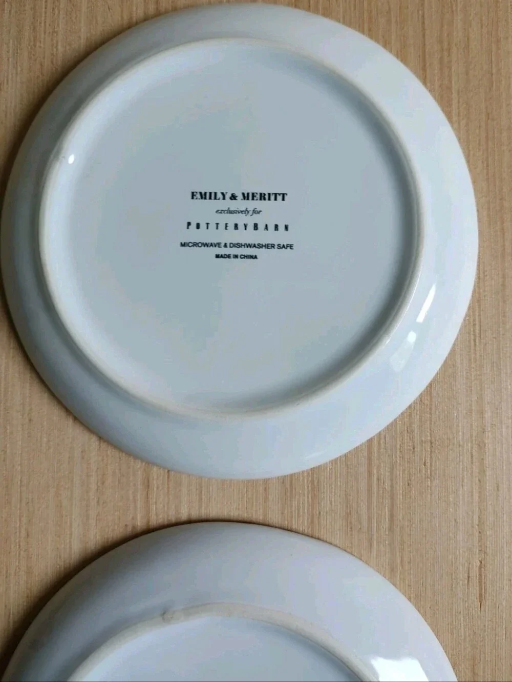 Pottery Barn Naughty & Nice 2 Appetizer Plates The Emily & Meritt White Gold